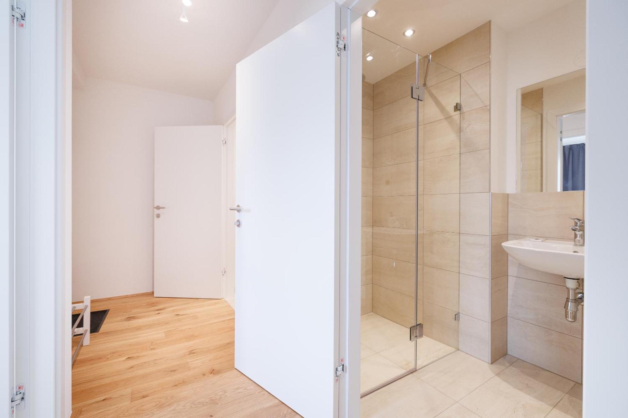 Symphony Apartments 42 - Modern Loft With Terrace And Grill In Central Location ウィーン エクステリア 写真